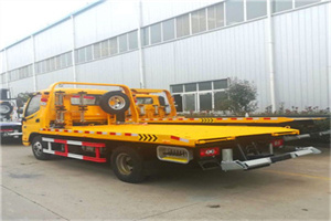 花山附近拖车救援搭电