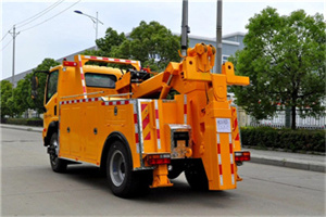 花山高速路拖车费